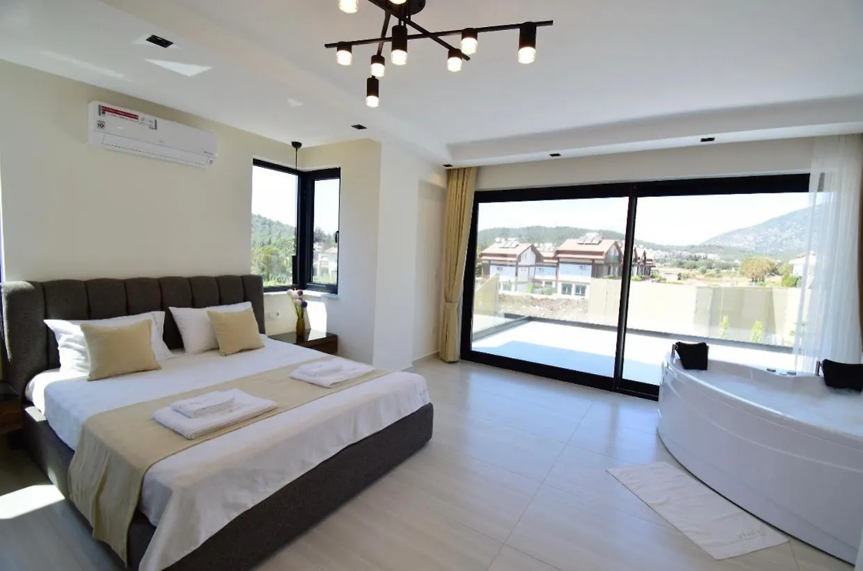 Luxury 4-Bed Villa With Private Pool And Jacuzzi Ovacık
