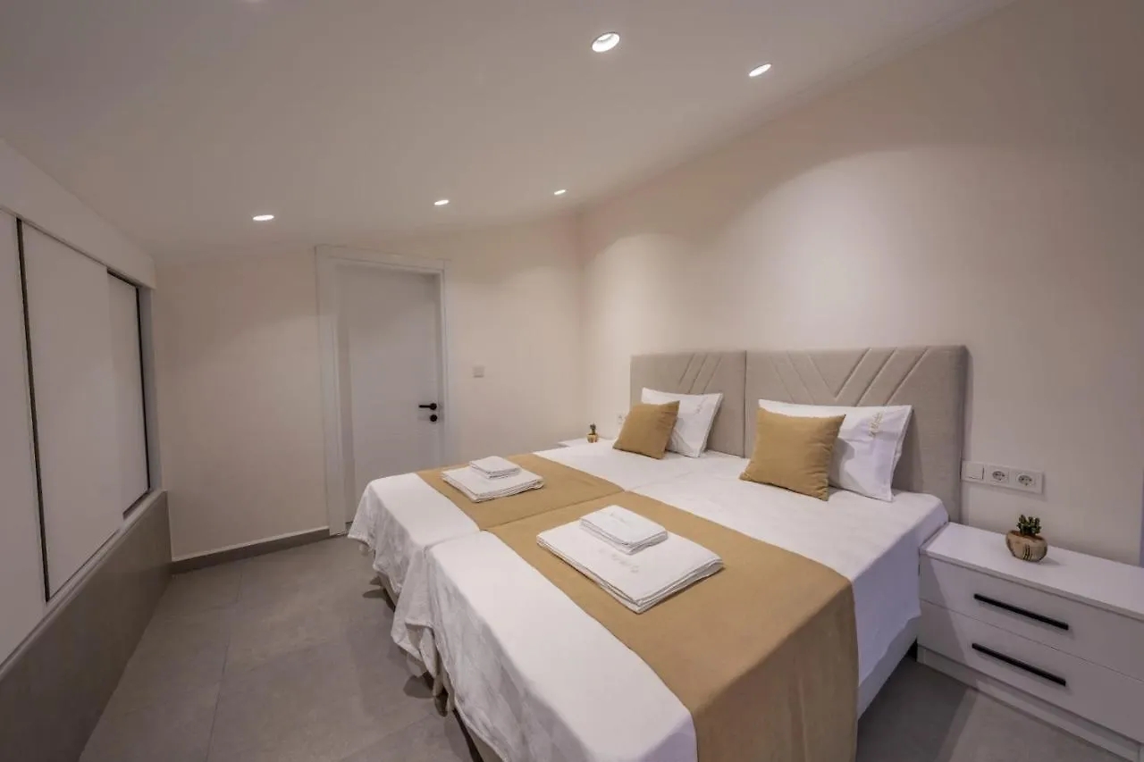 Luxury 4-Bed Villa With Private Pool And Jacuzzi Ovacık 0*,  Törökország